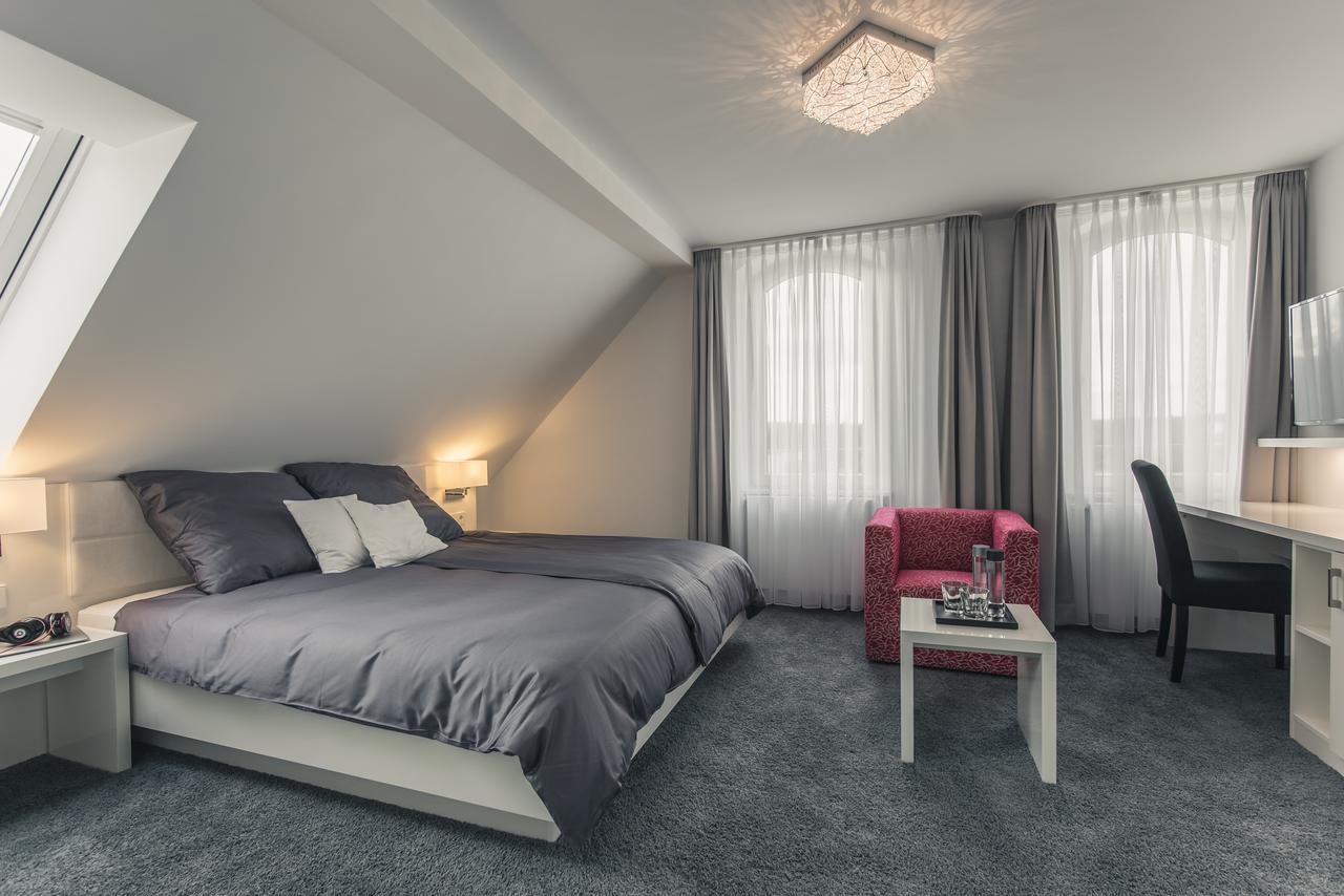 Bed and Breakfast Bahnlounge 1907 Neuenstadt am Kocher Esterno foto