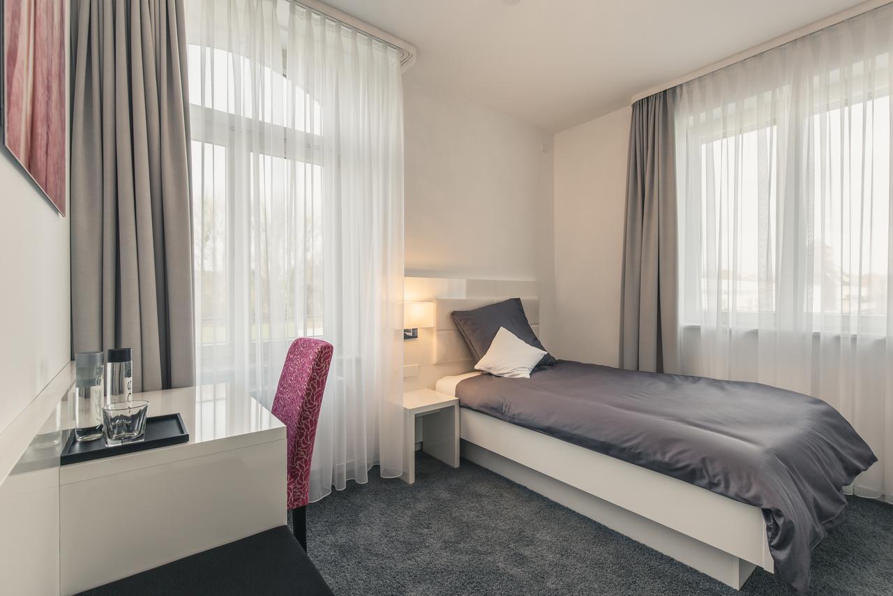 Bed and Breakfast Bahnlounge 1907 Neuenstadt am Kocher Esterno foto