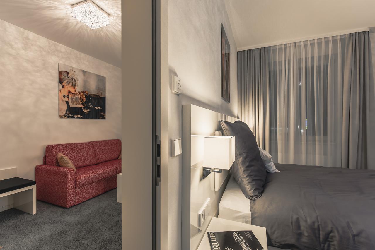 Bed and Breakfast Bahnlounge 1907 Neuenstadt am Kocher Esterno foto